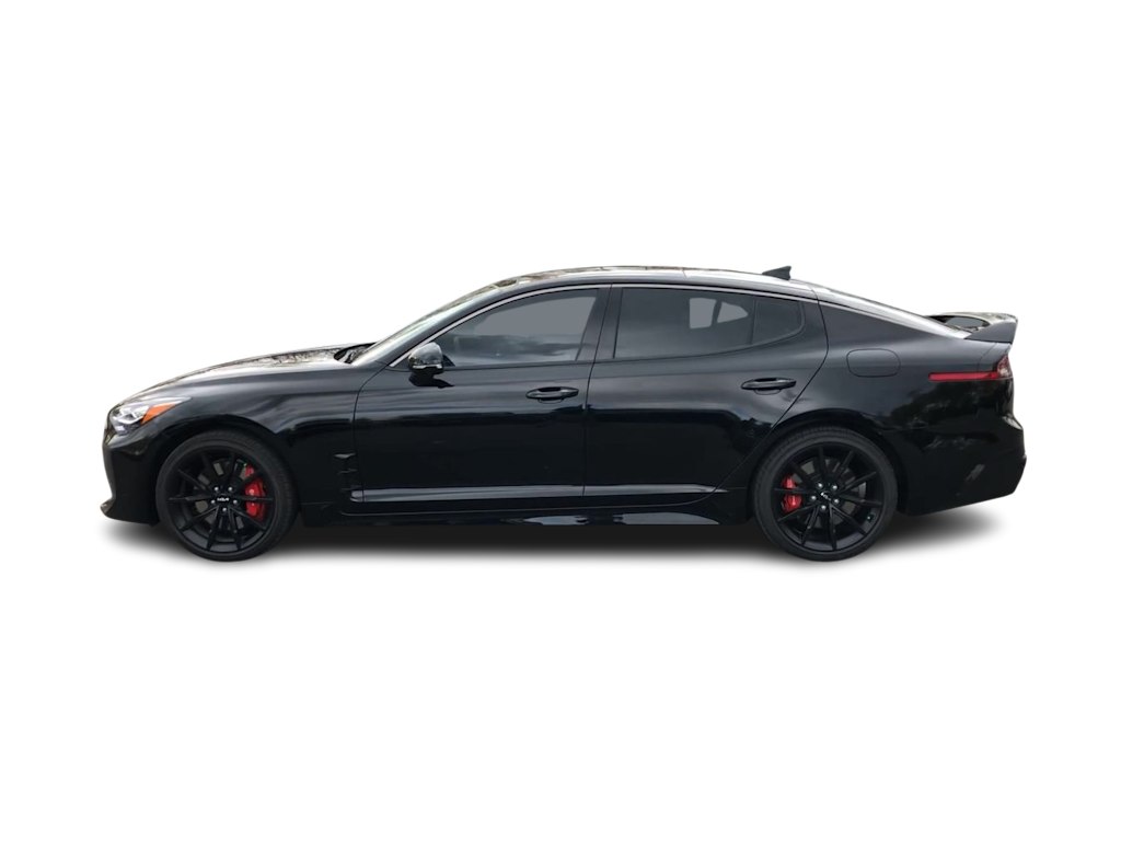 2022 Kia Stinger GT2 18