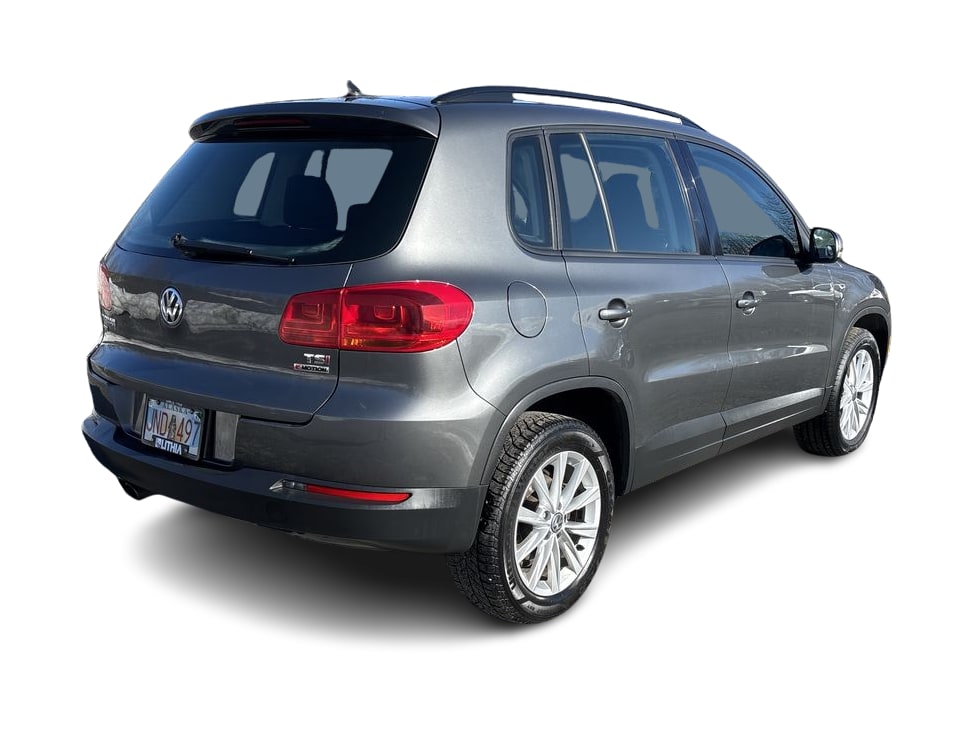Thumbnail: 2018 Volkswagen Tiguan - 18