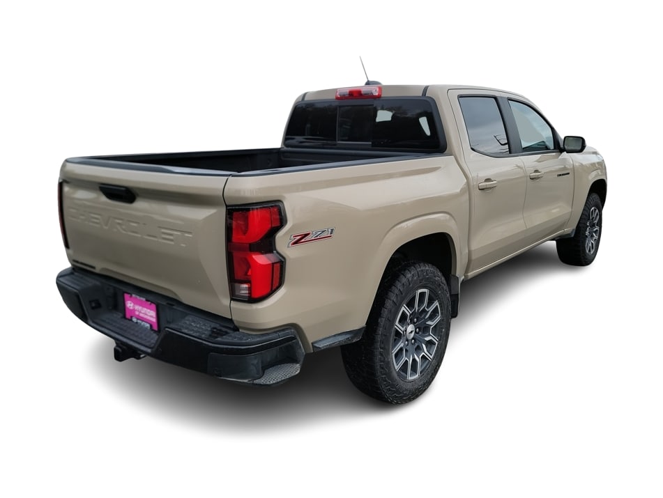 Thumbnail: 2023 Chevrolet Colorado - 20
