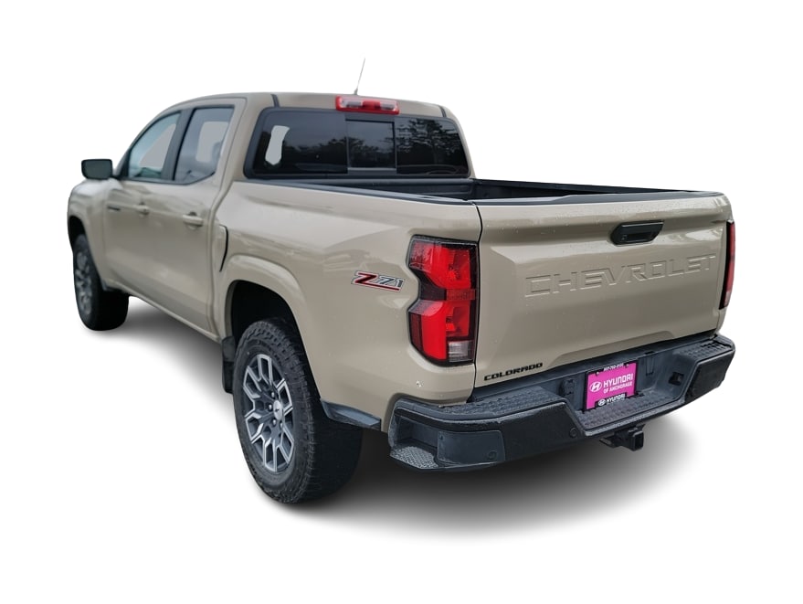 Thumbnail: 2023 Chevrolet Colorado - 4