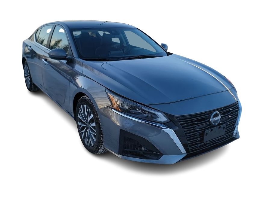 Thumbnail: 2023 Nissan Altima - 18