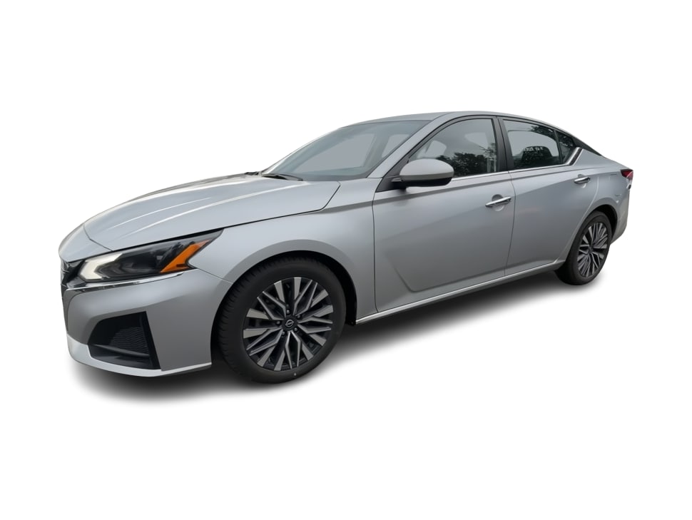 Thumbnail: 2023 Nissan Altima - 3