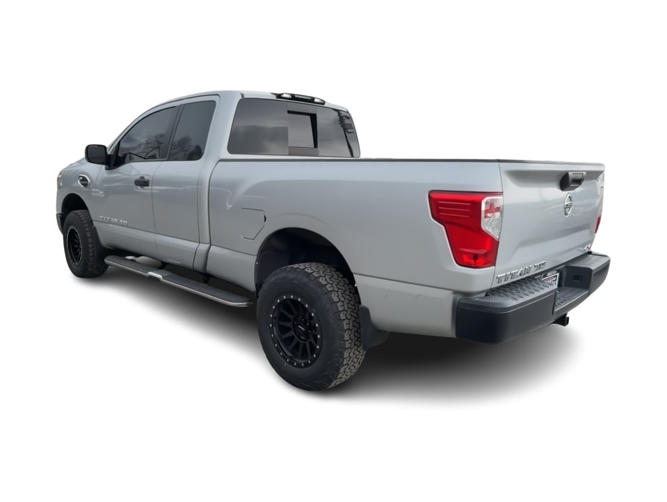 Thumbnail: 2017 Nissan Titan - 4