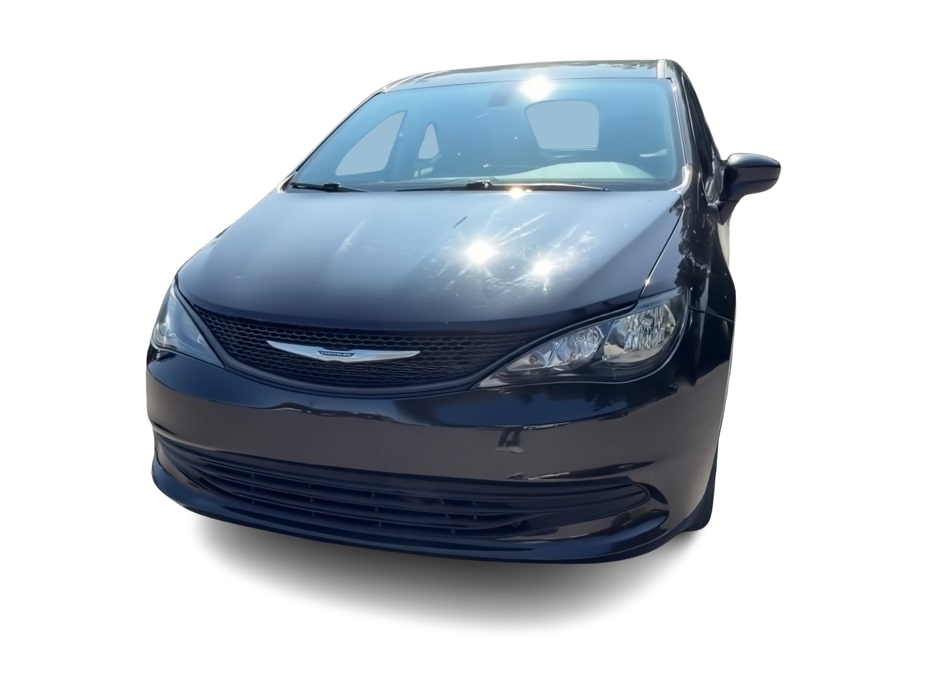 Thumbnail: 2020 Chrysler Voyager - 6