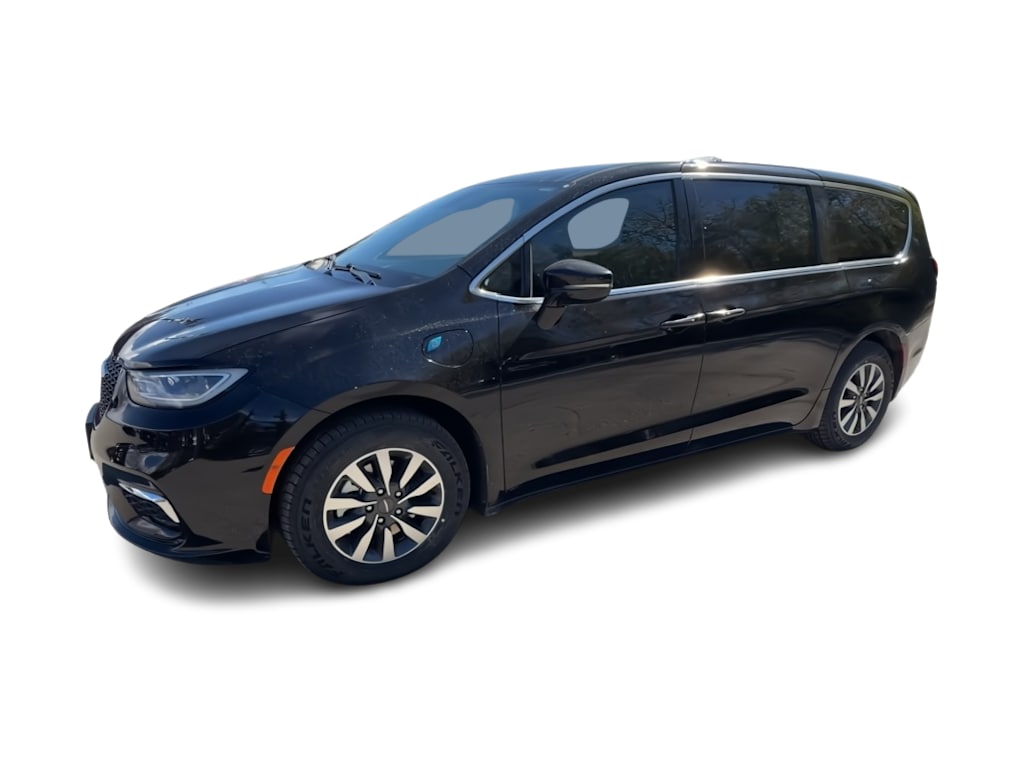 Thumbnail: 2024 Chrysler Pacifica - 16