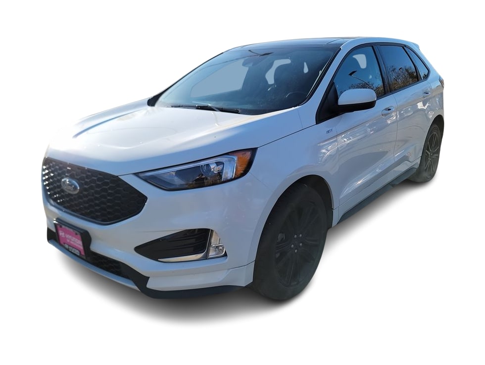 2022 Ford Edge  18