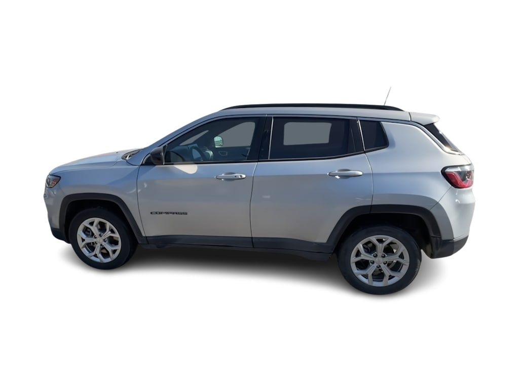 Thumbnail: 2024 Jeep Compass - 3