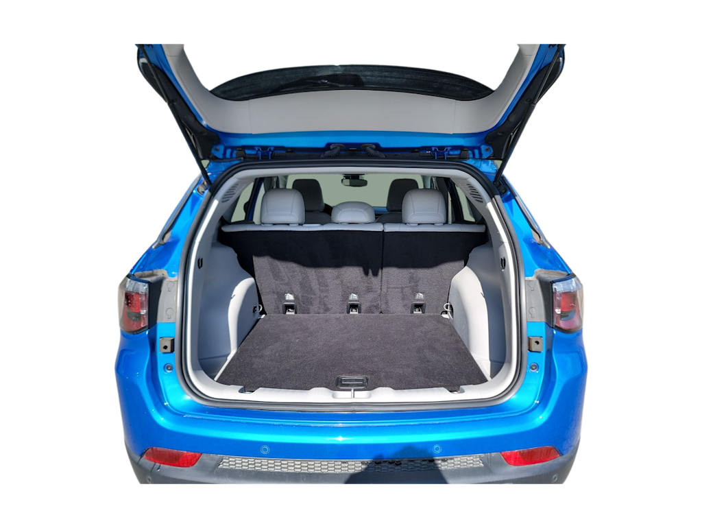 Thumbnail: 2022 Jeep Compass - 16