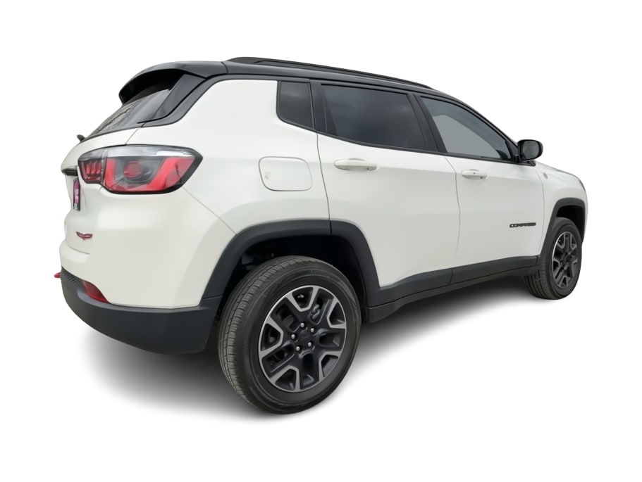 Thumbnail: 2018 Jeep Compass - 17