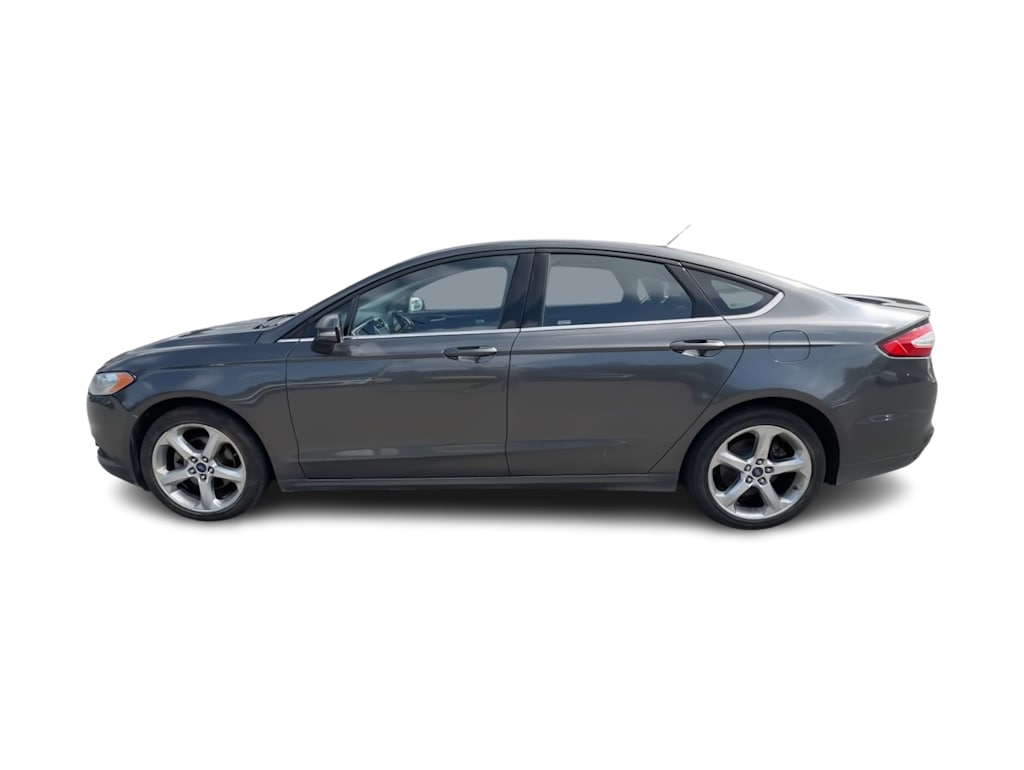 Thumbnail: 2016 Ford Fusion - 3