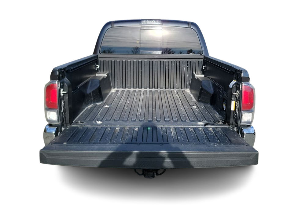 Thumbnail: 2023 Toyota Tacoma - 15