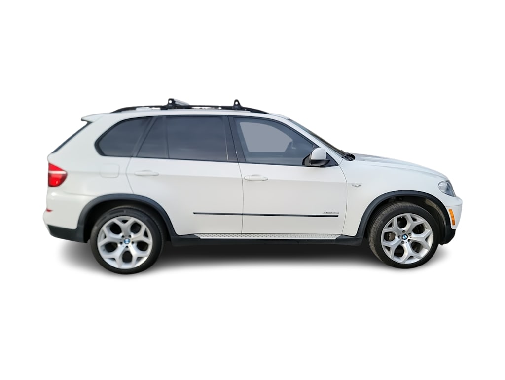 Thumbnail: 2011 BMW X5 - 21