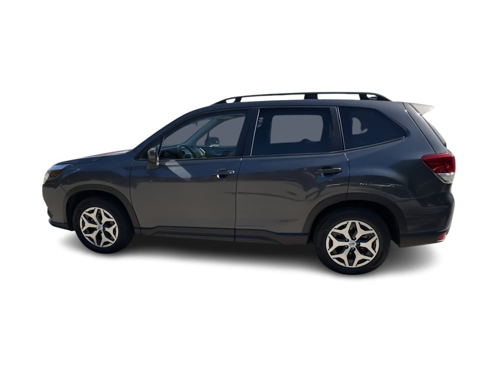 Thumbnail: 2022 Subaru Forester - 16
