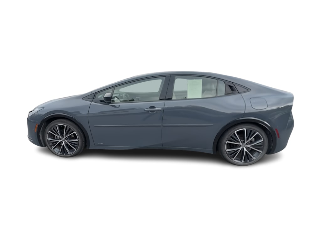 Thumbnail: 2023 Toyota Prius - 16