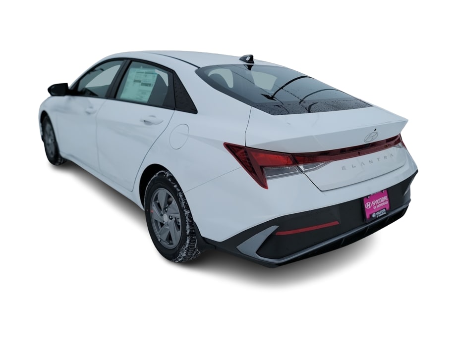 Thumbnail: 2026 Hyundai Elantra - 4