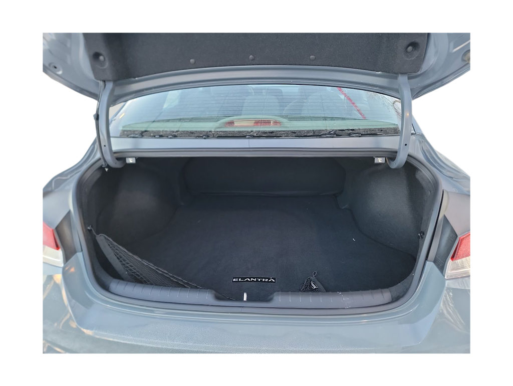 Thumbnail: 2023 Hyundai Elantra - 15