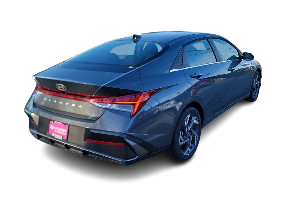 Thumbnail: 2025 Hyundai Elantra - 19