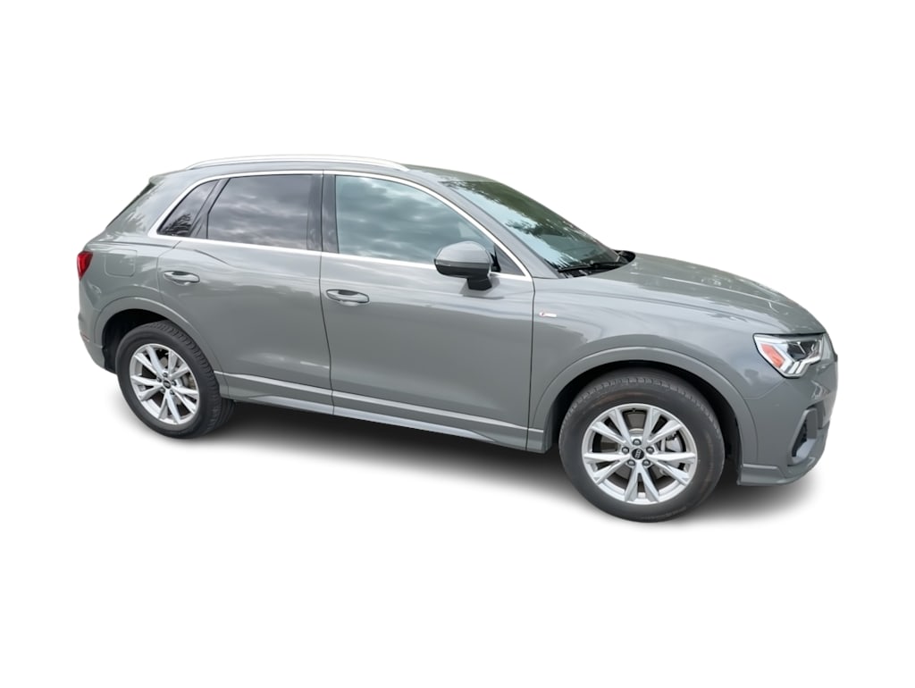 Thumbnail: 2024 Audi Q3 - 18