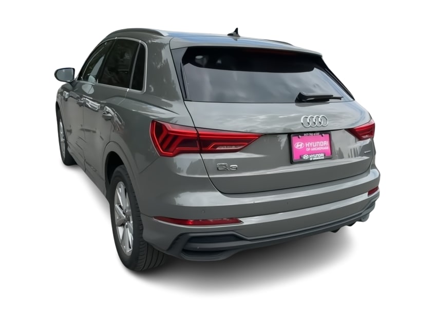 Thumbnail: 2024 Audi Q3 - 4