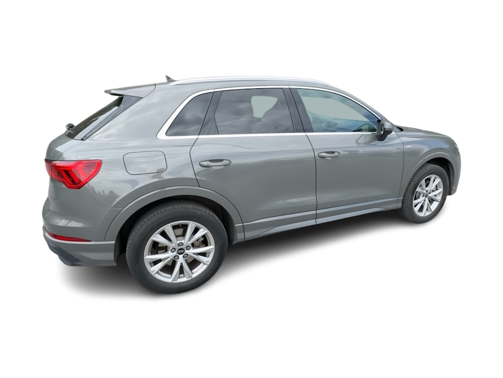 Thumbnail: 2024 Audi Q3 - 17