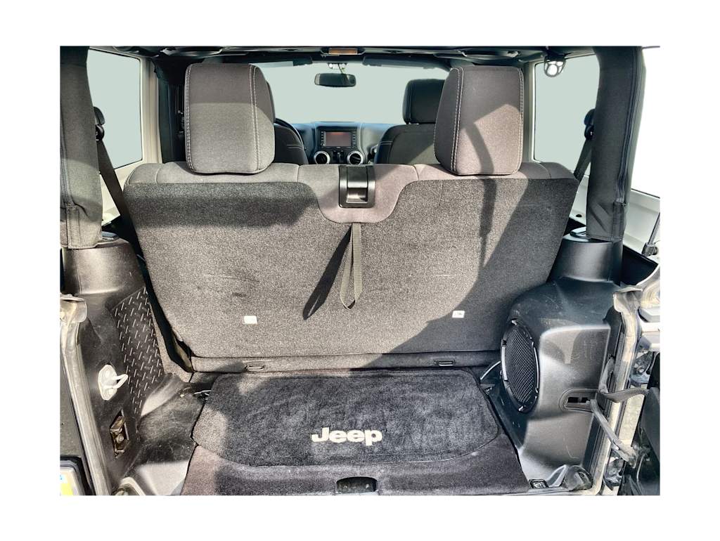 Thumbnail: 2014 Jeep Wrangler - 25