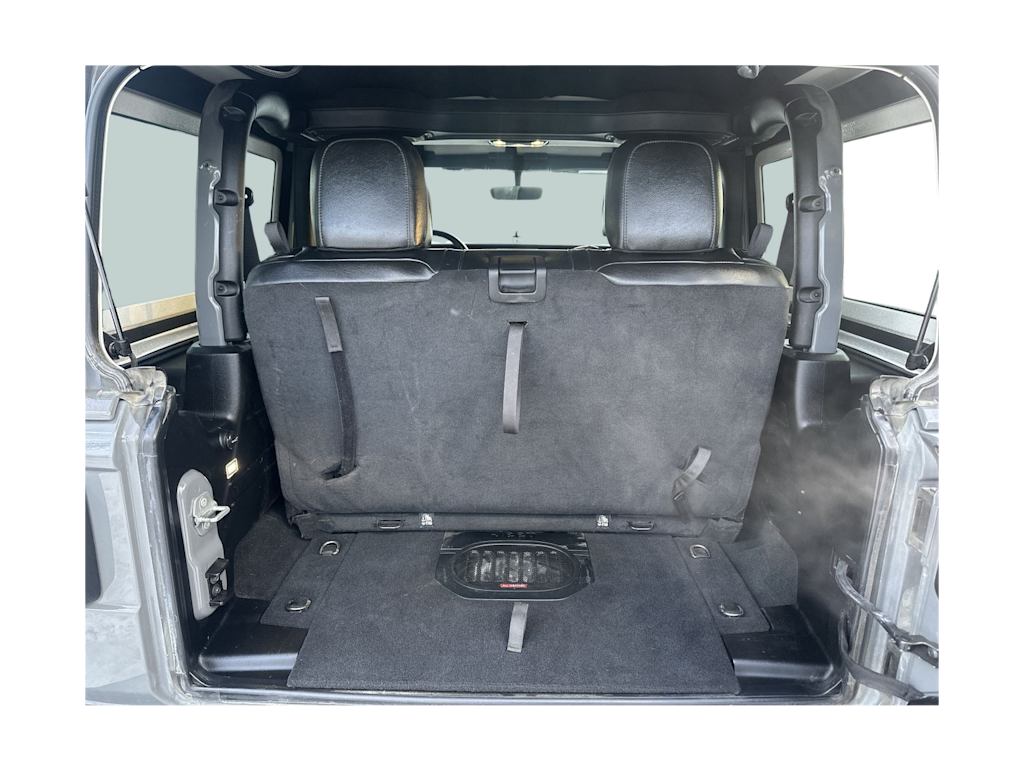 Thumbnail: 2022 Jeep Wrangler - 9