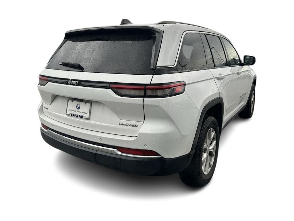 Thumbnail: 2023 Jeep Grand Cherokee - 24