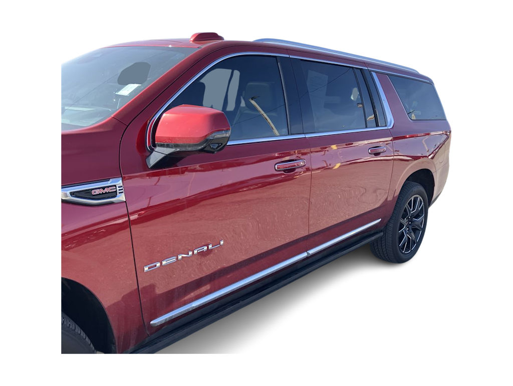 Thumbnail: 2025 GMC Yukon XL - 3