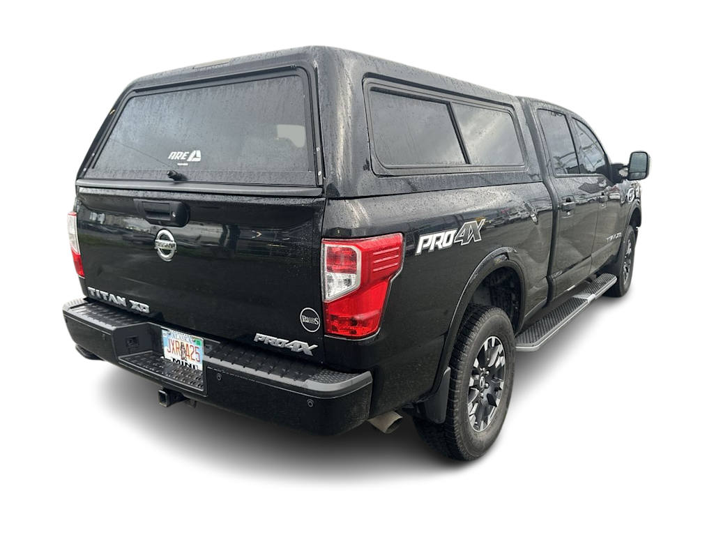 Thumbnail: 2018 Nissan Titan - 22