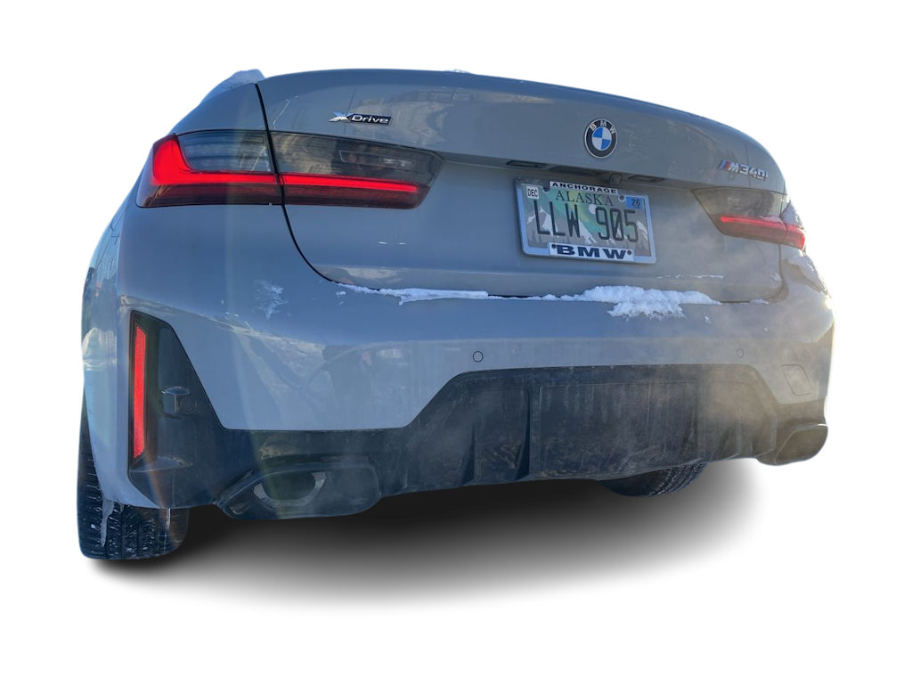 Thumbnail: 2023 BMW 3 Series - 4