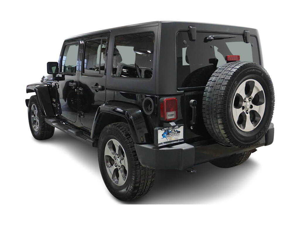 2016 Jeep Wrangler Unlimited Sahara 4