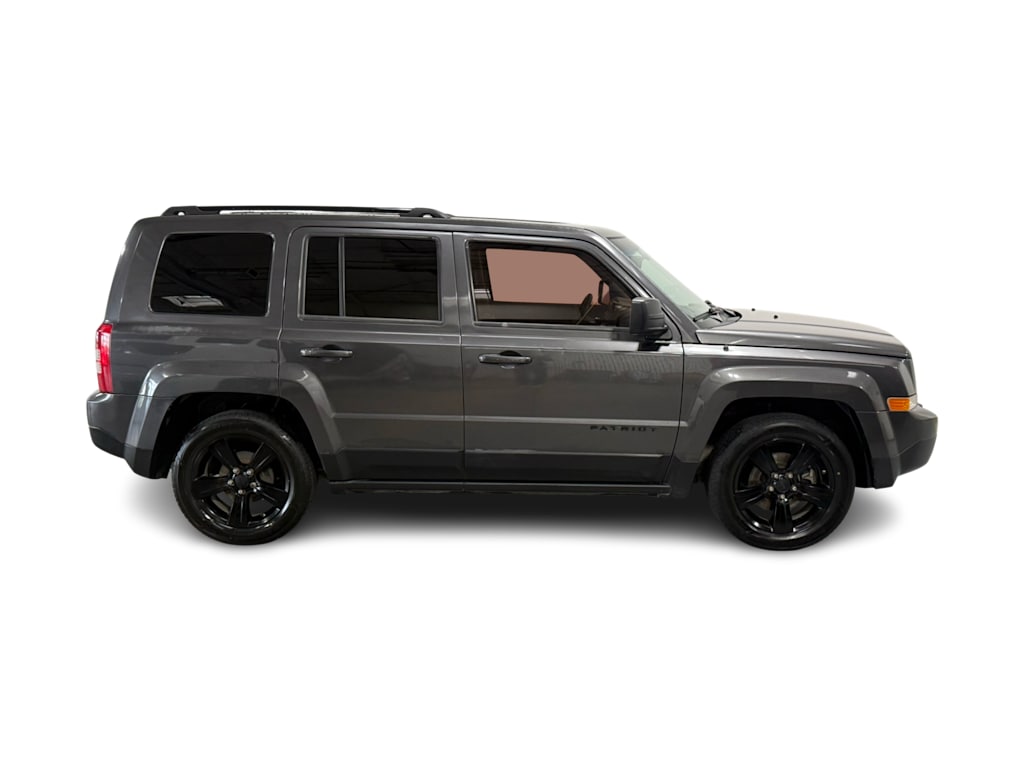 Thumbnail: 2015 Jeep Patriot - 14