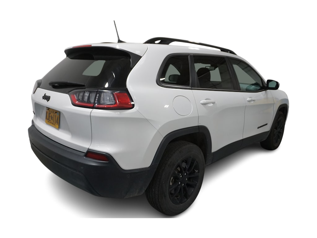 Thumbnail: 2023 Jeep Cherokee - 17