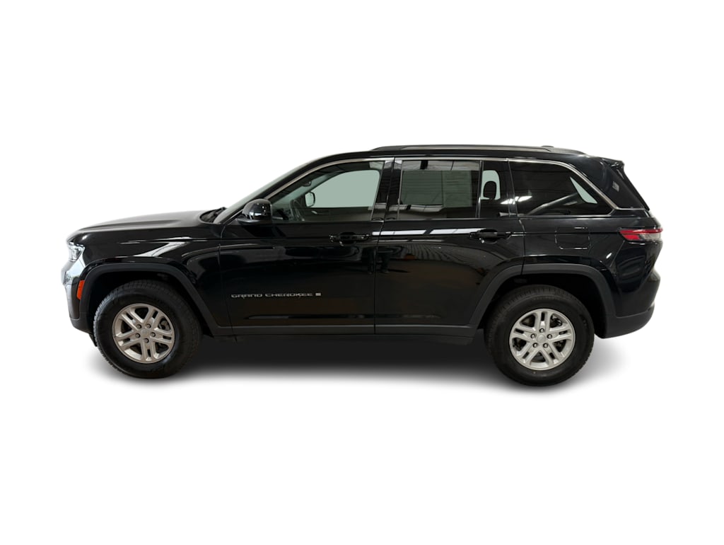 Thumbnail: 2024 Jeep Grand Cherokee - 3