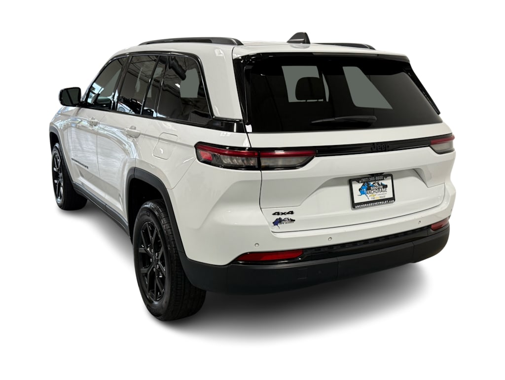 Thumbnail: 2024 Jeep Grand Cherokee - 4