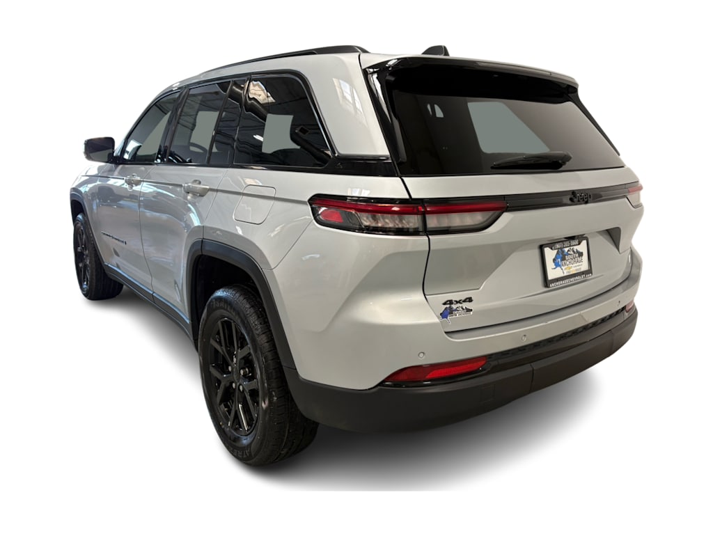 Thumbnail: 2024 Jeep Grand Cherokee - 4