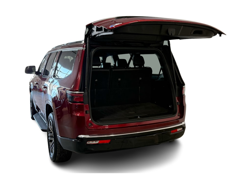 Thumbnail: 2024 Jeep Wagoneer - 14