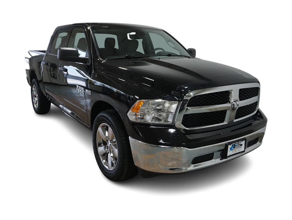 2022 RAM 1500 SLT 18