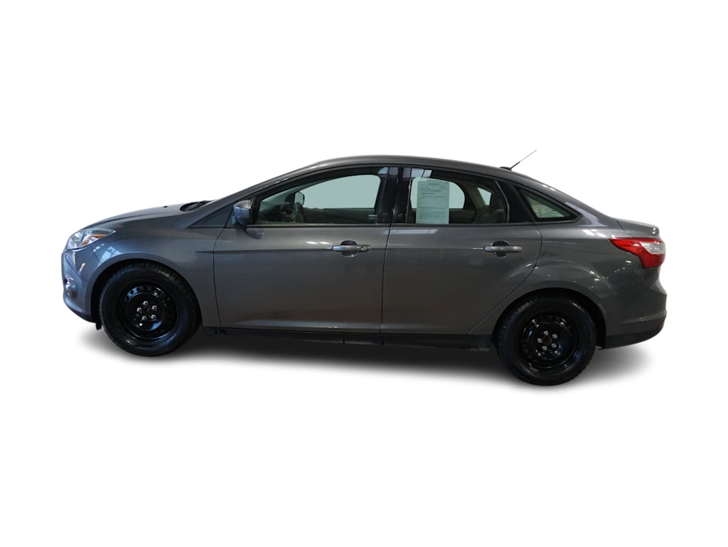 2012 Ford Focus SE 3