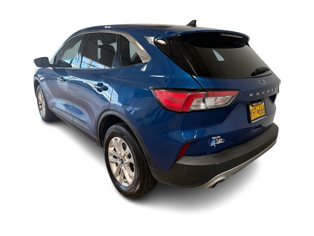 Thumbnail: 2022 Ford Escape - 4