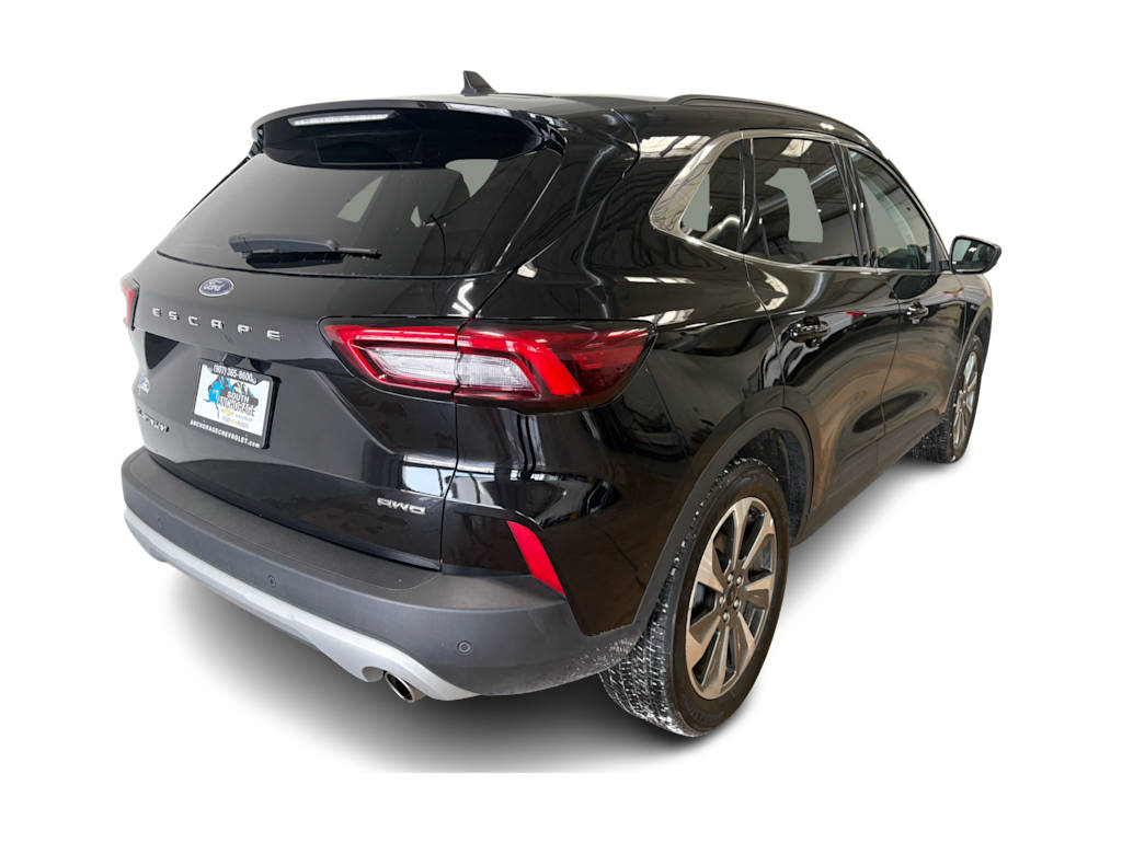 Thumbnail: 2025 Ford Escape - 16