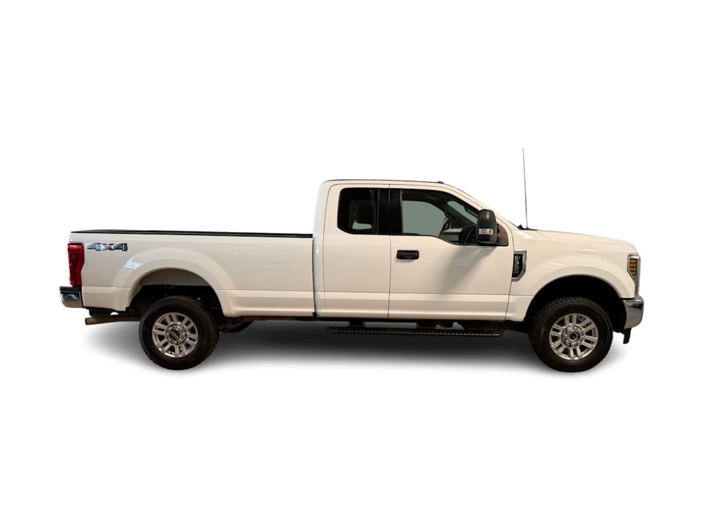 Thumbnail: 2019 Ford F-350 - 16