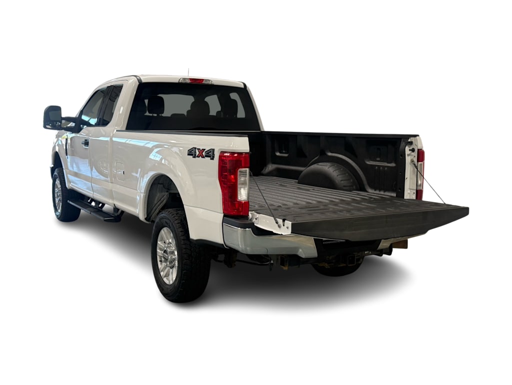 Thumbnail: 2019 Ford F-350 - 14