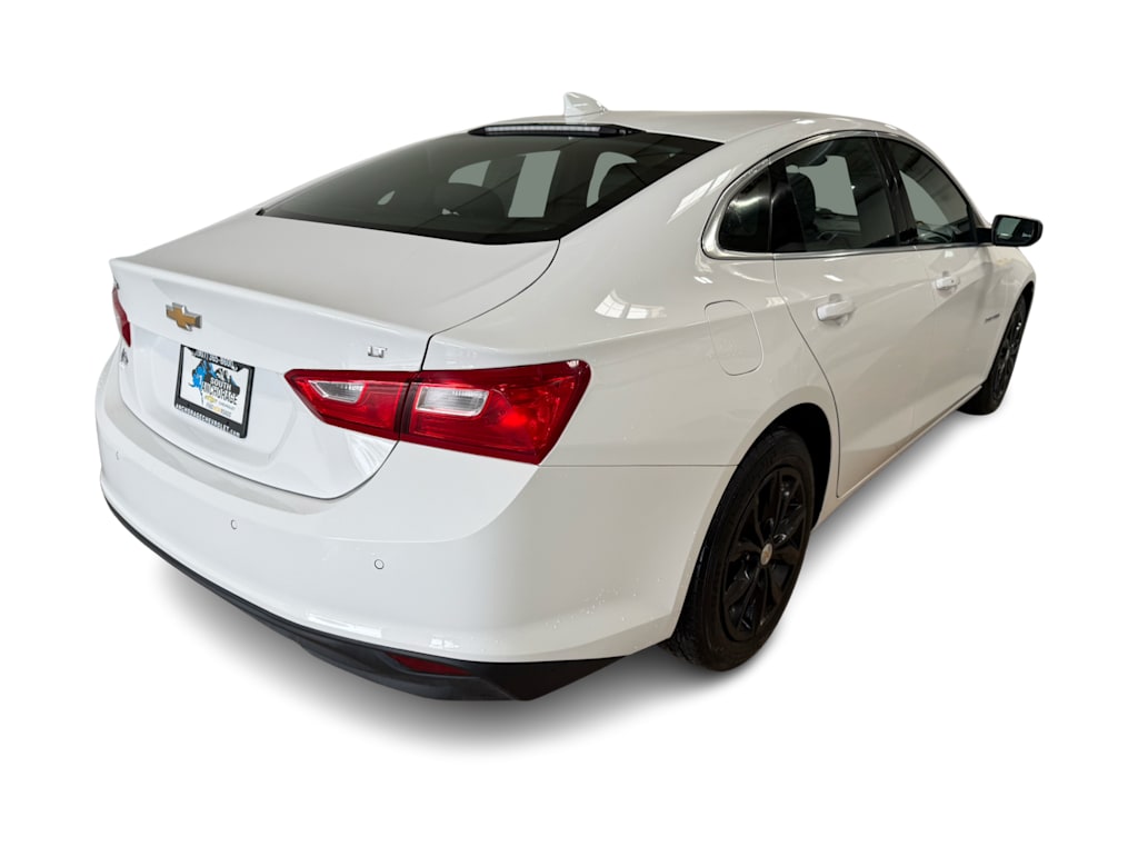 Thumbnail: 2024 Chevrolet Malibu - 15