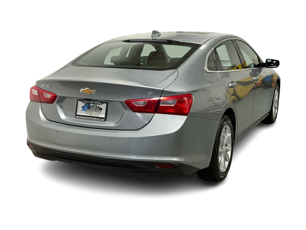 Thumbnail: 2024 Chevrolet Malibu - 16