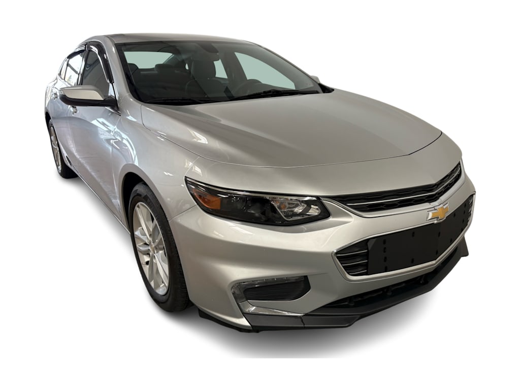Thumbnail: 2018 Chevrolet Malibu - 14