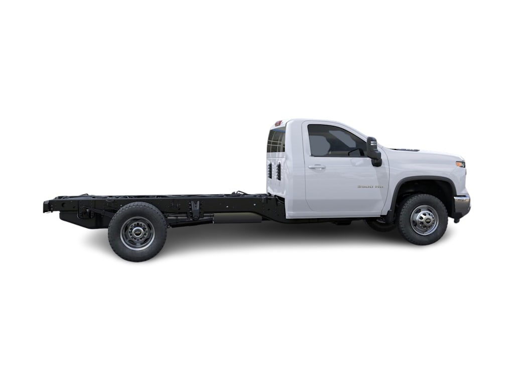 Thumbnail: 2026 Chevrolet Silverado 3500 - 14