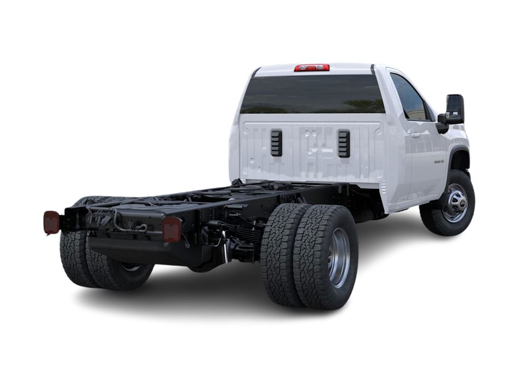 Thumbnail: 2026 Chevrolet Silverado 3500 - 13