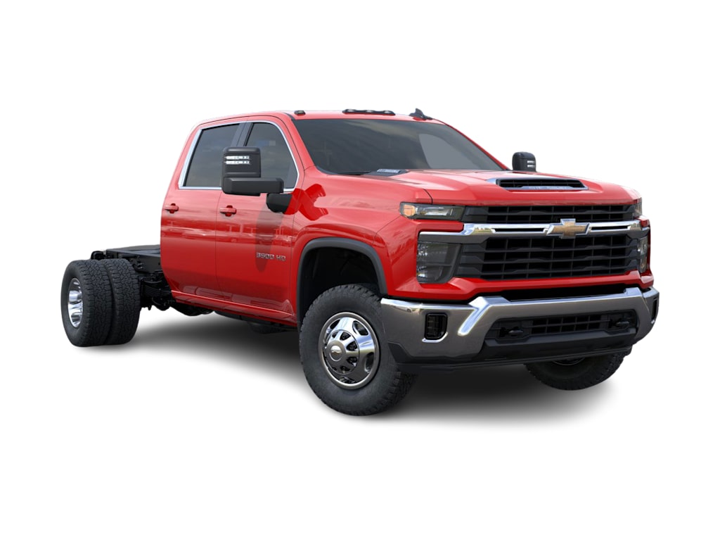 Thumbnail: 2026 Chevrolet Silverado 3500 - 16
