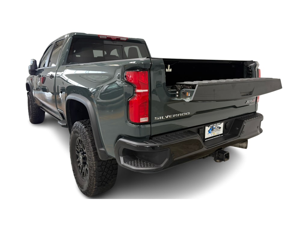 Thumbnail: 2026 Chevrolet Silverado 2500 - 16
